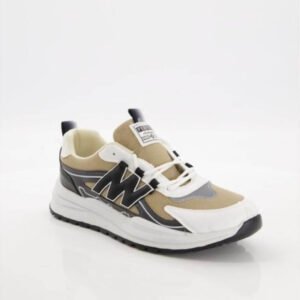 Street Runner Sneakers