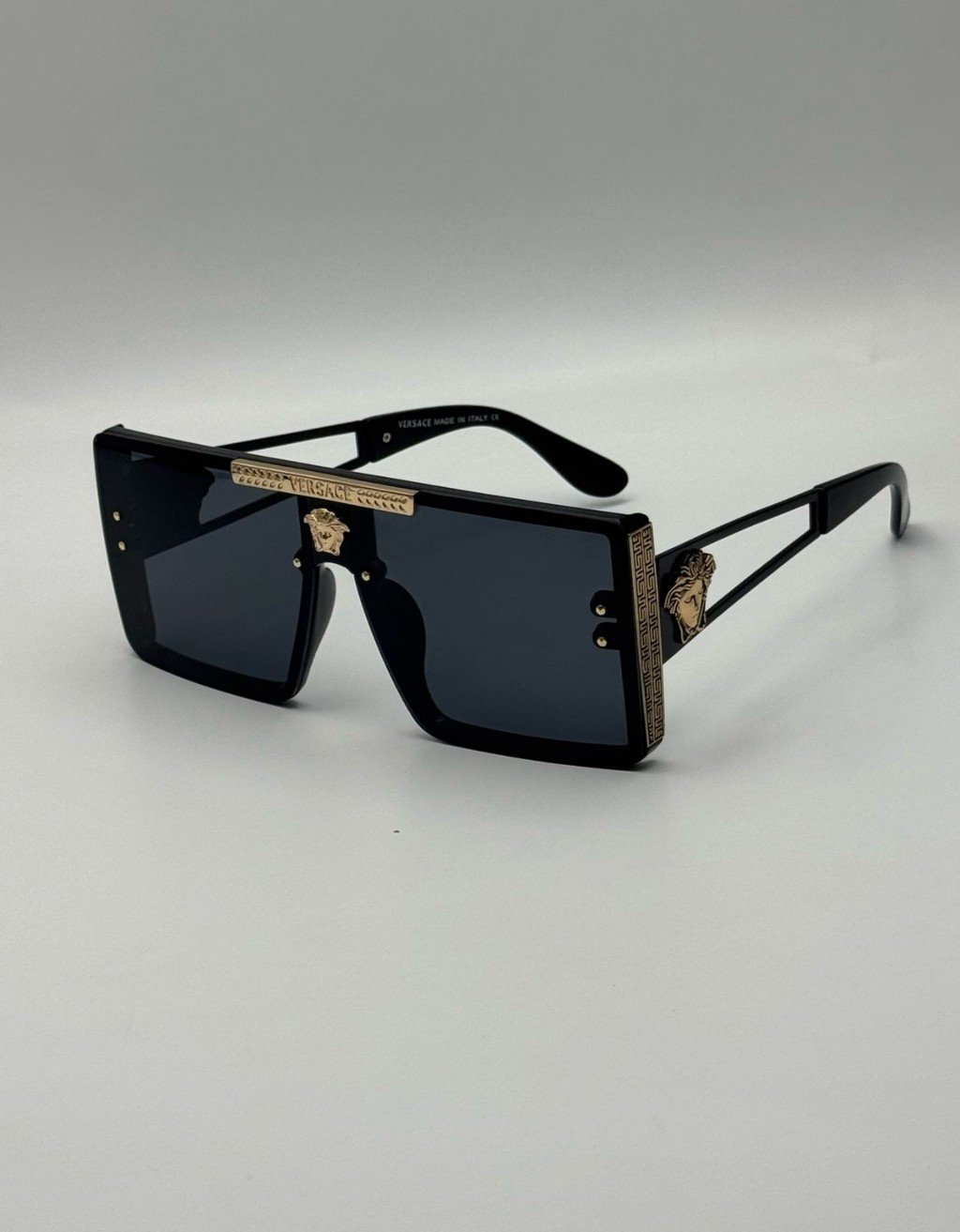 Luxury versace sunglasses