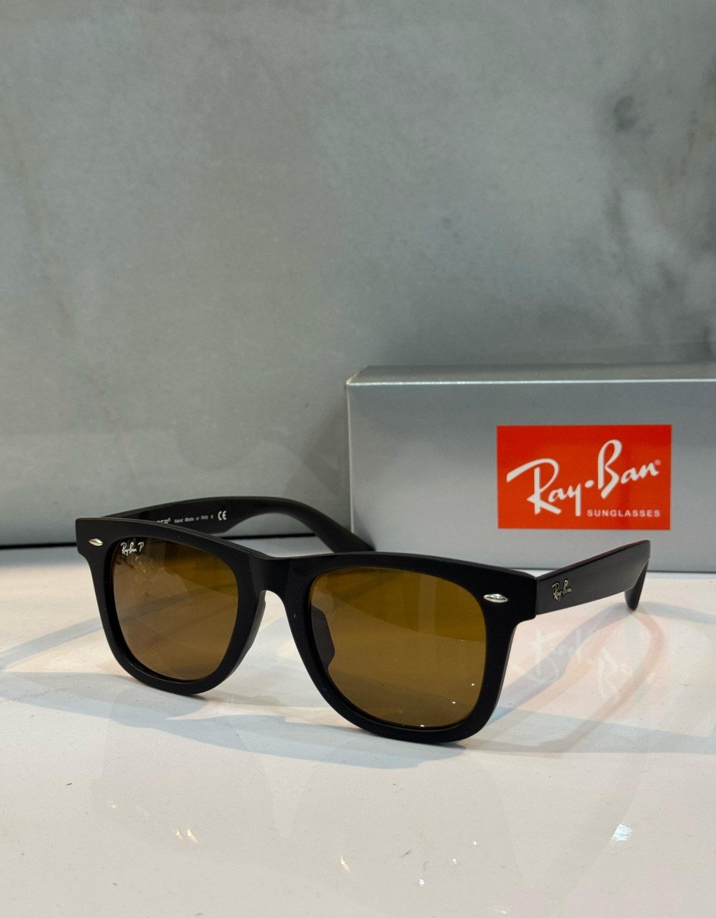 Ray-Ban wayfarer polarized sunglasses
